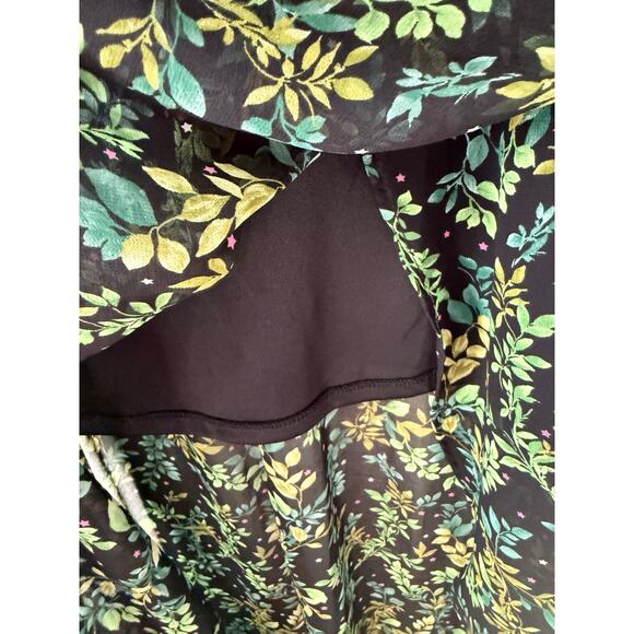 Miami Ivy and Stars Sweetheart Neckline Leg Slit Ruched Sleeve Dress Size M - Picture 8 of 9